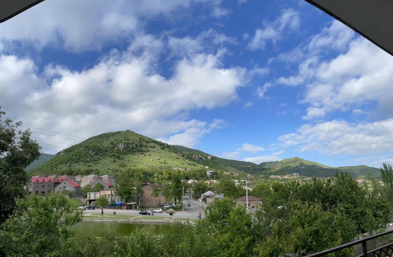 Yolyans Hotel Goris Εξωτερικό φωτογραφία