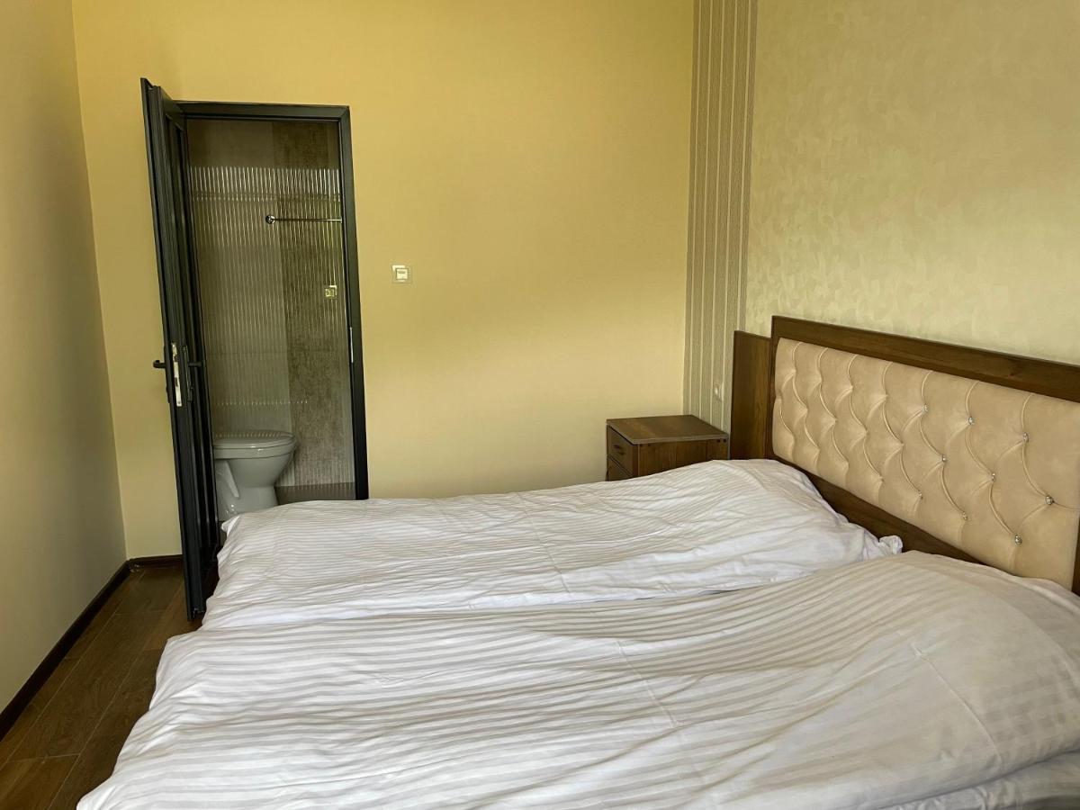 Yolyans Hotel Goris Εξωτερικό φωτογραφία