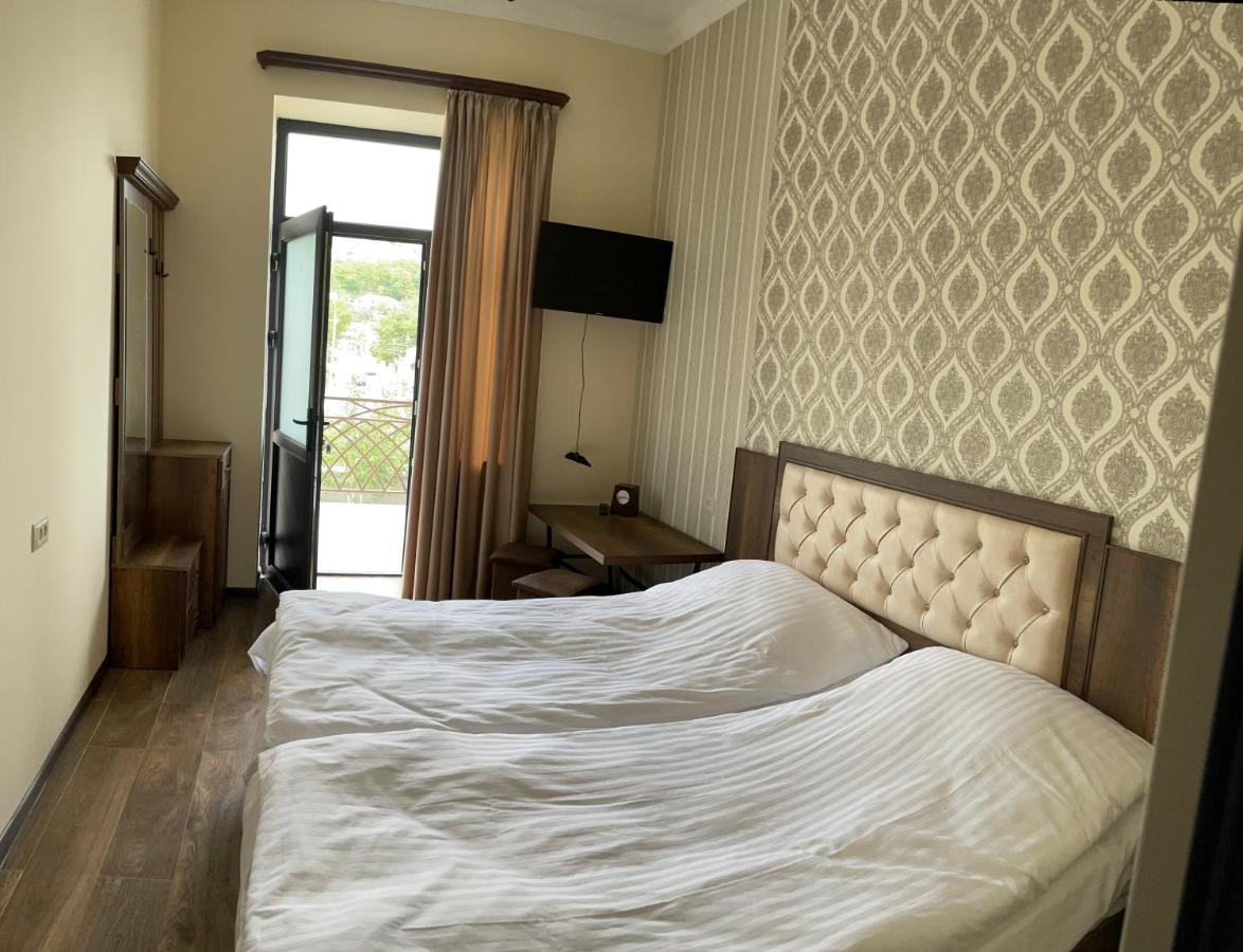 Yolyans Hotel Goris Εξωτερικό φωτογραφία
